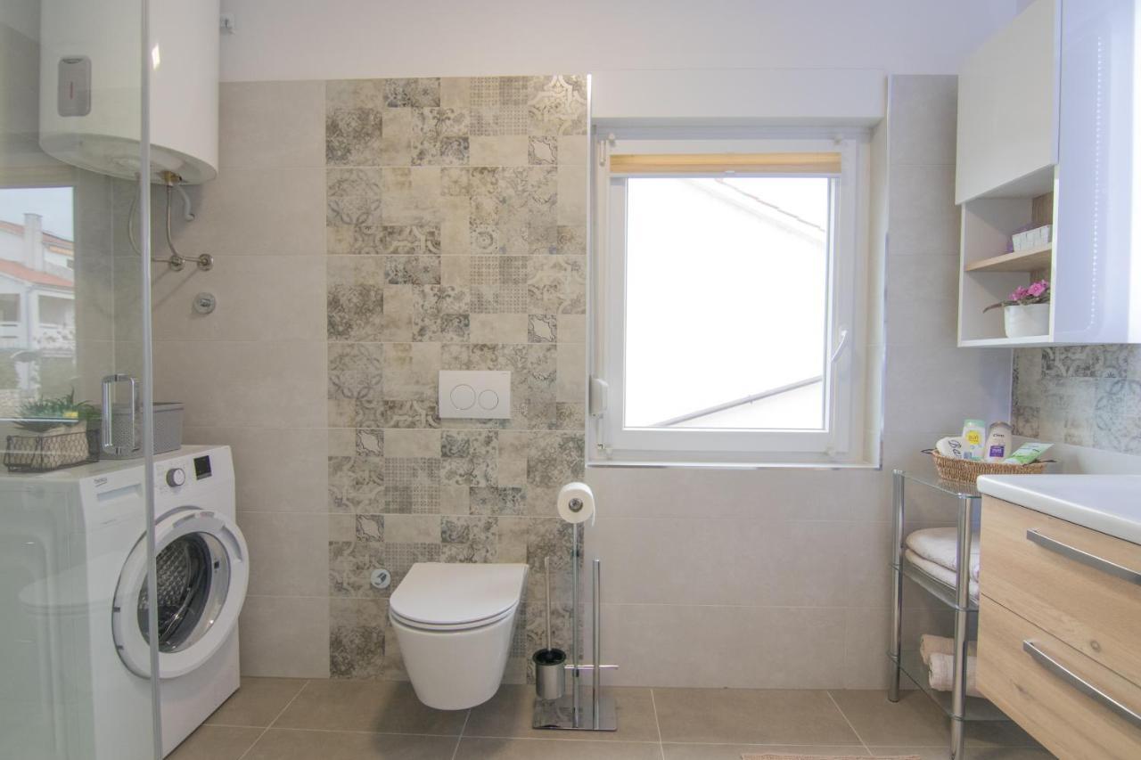 Apartment Neda Крк Экстерьер фото