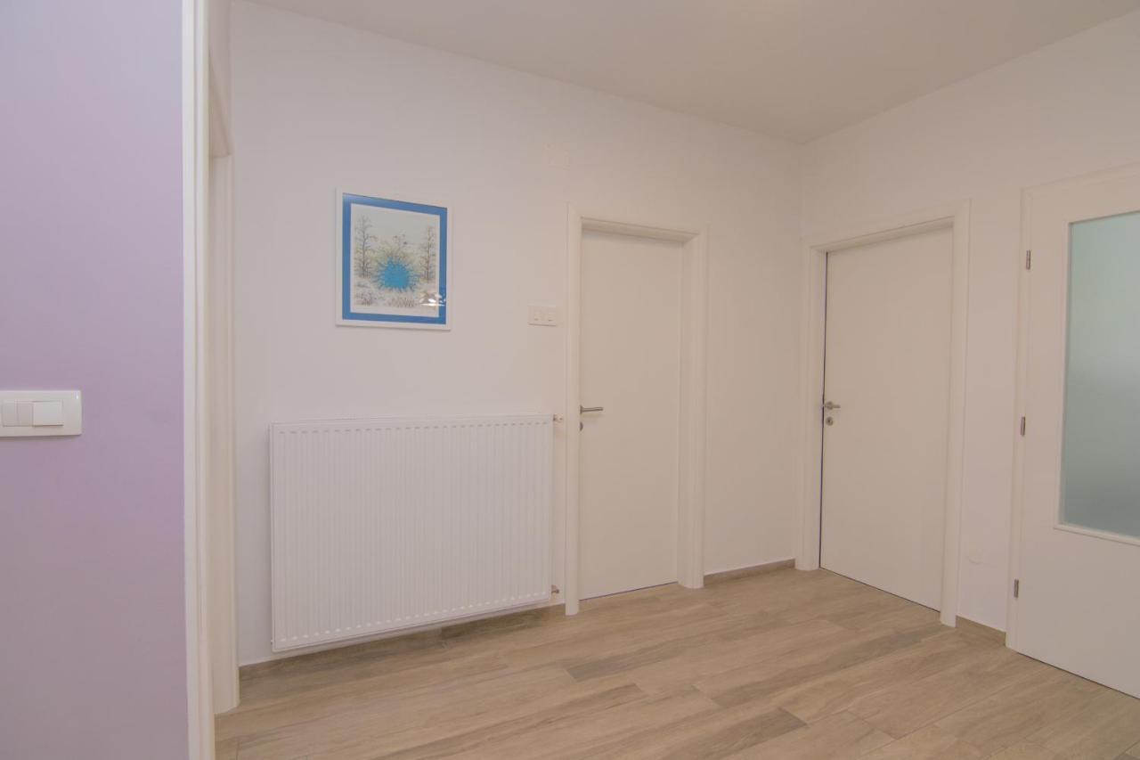Apartment Neda Крк Экстерьер фото