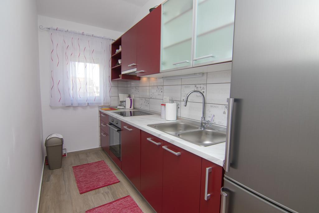 Apartment Neda Крк Экстерьер фото